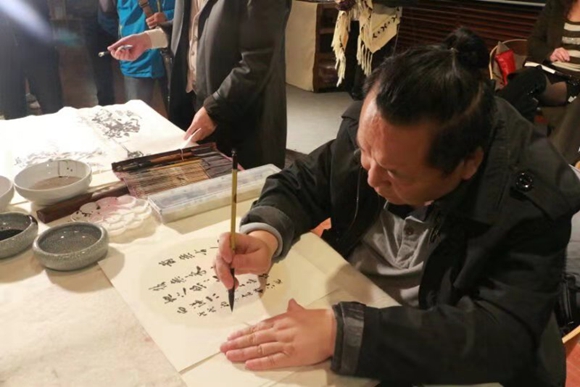 微信图片_20181106074022.jpg